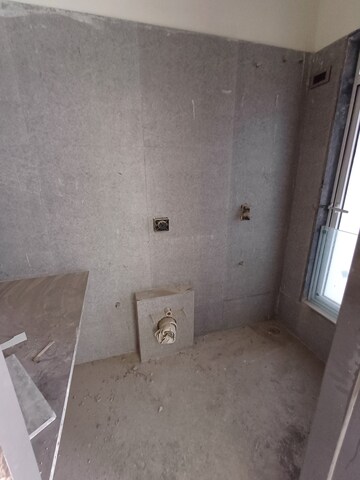 Furnished Amenities in 1 BHK Apartment at Jogeshwari East – for Sale