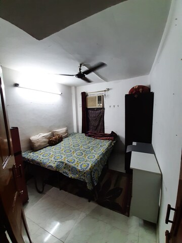 Bedroom in 1 RK Builder Floor at Pitampura – for Rent