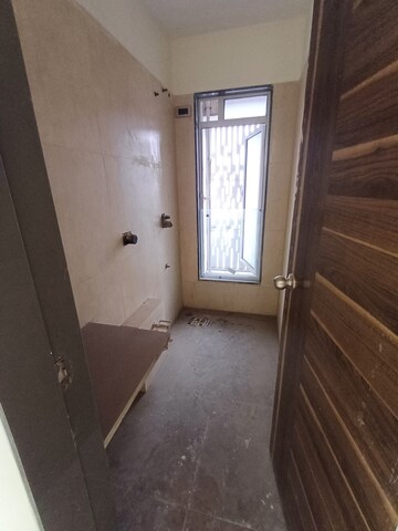 Furnished Amenities in 2 BHK Apartment at Jogeshwari East – for Sale
