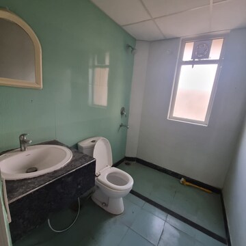 Bathroom in 3.5 BHK Apartment at Sector 20 – for Rent