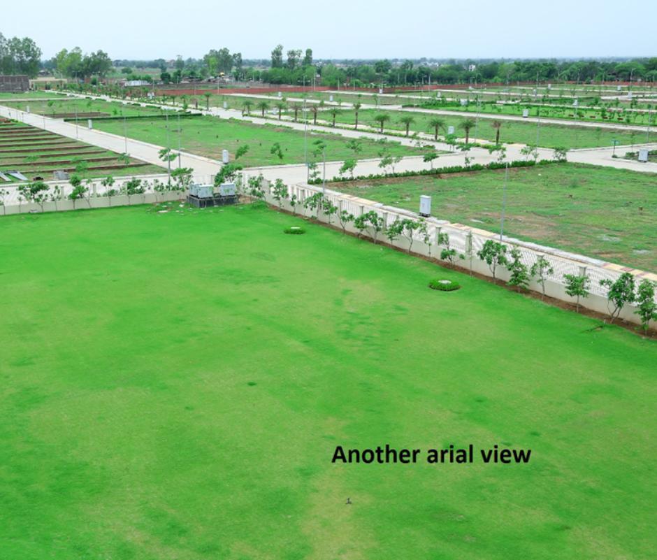 Plot For Sale in Gaur Aerocity