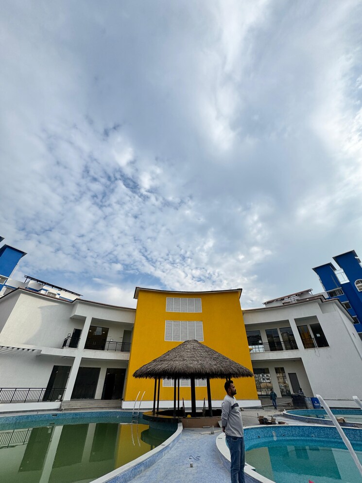 Exterior View, gaur-aerocity  1011 Sq.Yd. Plot In Gaur Yamuna City Greater Noida 8085528