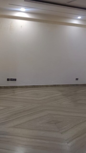 Furnished Amenities in 2.5 BHK Independent House at Sector 56 – for Rent