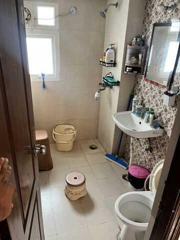 Master Bedroom in 3 BHK Apartment at Saviour Park, Mohan Nagar – for Rent