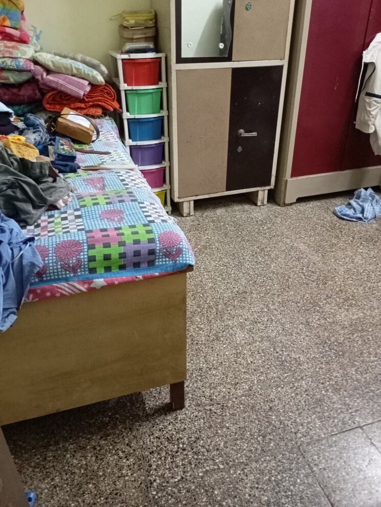 Bedroom, green-park 1 RK 400 Sq.Ft. Apartment In Andheri East Mumbai 8085626