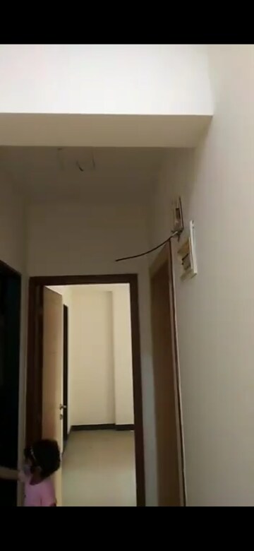Room in 1 BHK Apartment at Shepherd Residency, Goregaon West – for Rent