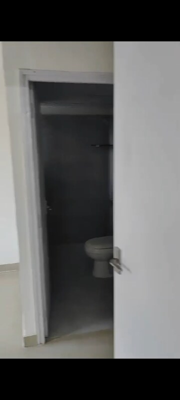 Furnished Amenities in 2 BHK Apartment at Suncity Avenue 76, Sector 76 – for Rent