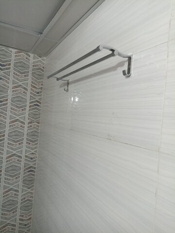 Room in 2 BHK Apartment at Kohinoor Sapphire 2, Tathawade – for Rent
