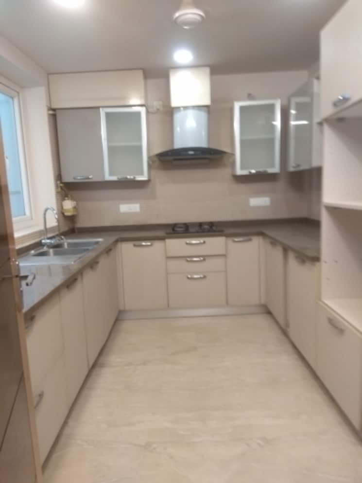 Kitchen, new friends colony 4 Bedroom 500 Sq.Yd. Builder Floor In New Friends Colony Delhi 8085684