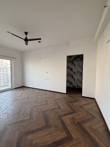 Room in 3 BHK Apartment at ACE Parkway, Sector 150 – for Rent