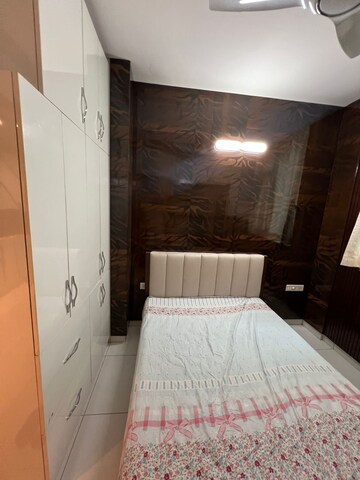 Bedroom in 4 BHK Apartment at Mantri Pinnacle, Hulimavu – for Rent