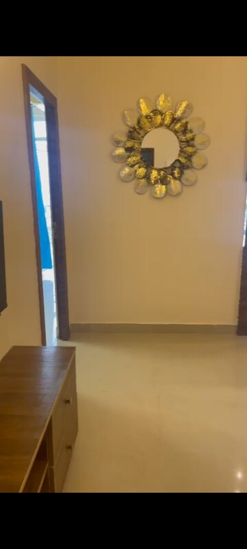 Room in 2 BHK Apartment at Suncity Avenue 76, Sector 76 – for Rent