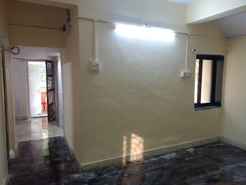 Room in 2 BHK Apartment at NRI Complex Phase 2, Seawoods – for Rent