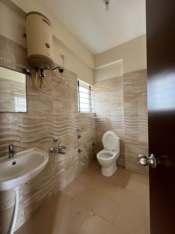 Bathroom in 1 RK Builder Floor at Hsr Layout – for Rent