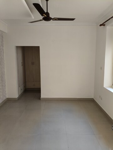 Room in 3 BHK Apartment at Peer Mucchalla – for Rent