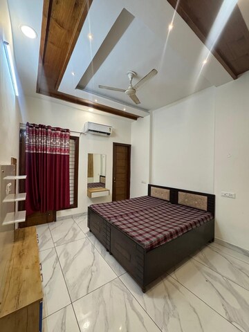 Bedroom in 3 BHK Builder Floor at Gillco Valley, Mohali Sector 127 – for Rent