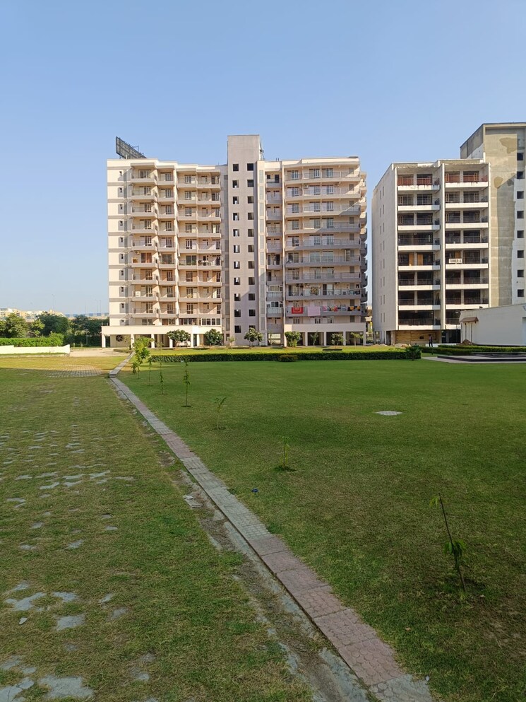 Exterior View, cosmos-express-99 3 Bedroom 1550 Sq.Ft. Apartment In Sector 99 Gurgaon 8085958