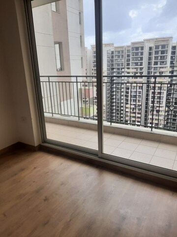 2 BHK Apartment For Rent in Shree Vardhman Green Court, Sector 90