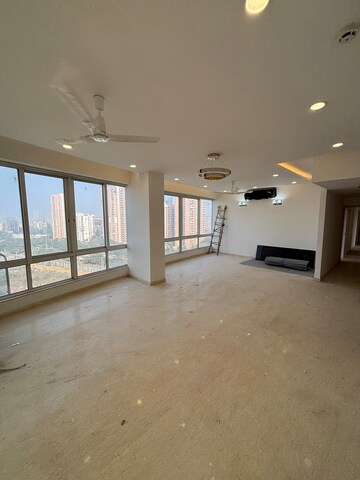 Living Room in 5 BHK Apartment at Pioneer Park Presidia, Sector 62 – for Rent