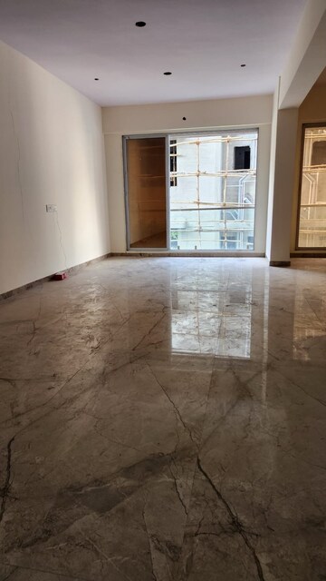 Room in 1 BHK Apartment at Raunak Bliss, Ghodbunder Road – for Rent