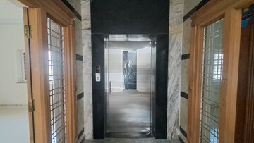 Lift in 3 BHK Apartment at Yapral – for Sale