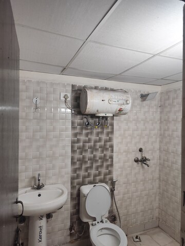 Bathroom in 3 BHK Apartment at Futec Gateway, Sector 75 – for Rent