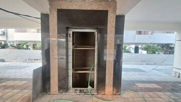 Lift in 3 BHK Apartment at Yapral – for Sale