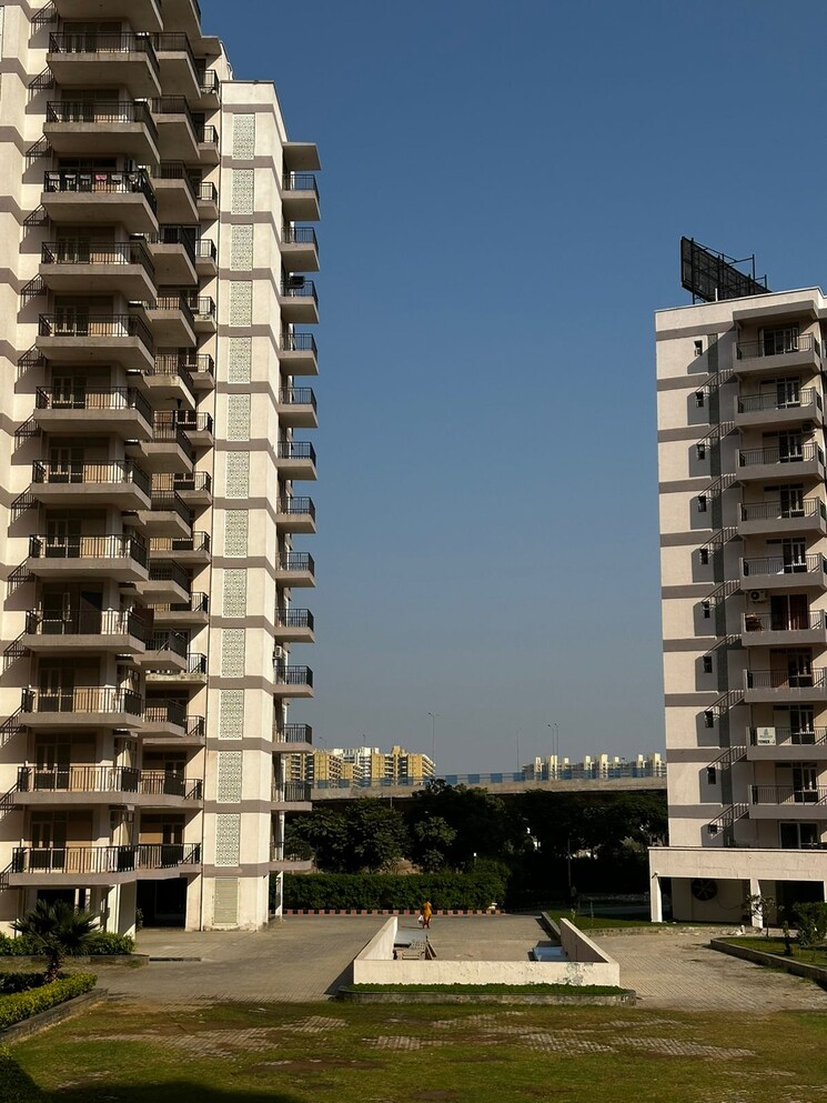 Exterior View, cosmos-express-99 3 Bedroom 1550 Sq.Ft. Apartment In Sector 99 Gurgaon 8086067