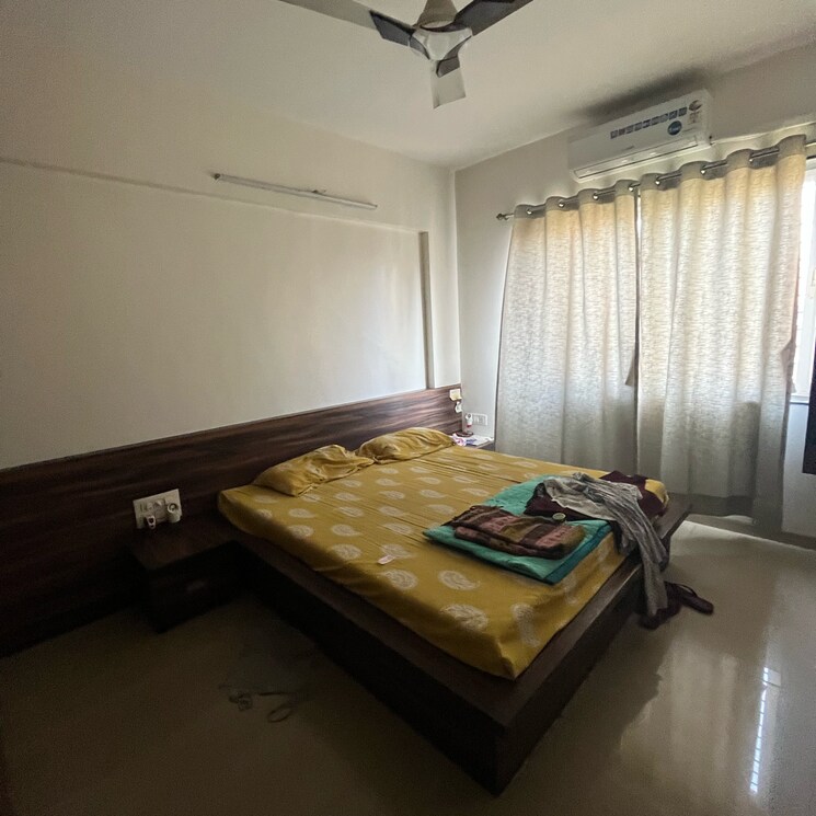 Bedroom, pride-purple-topaz-park 3 Bedroom 1100 Sq.Ft. Apartment In Park Street Pune 8086070