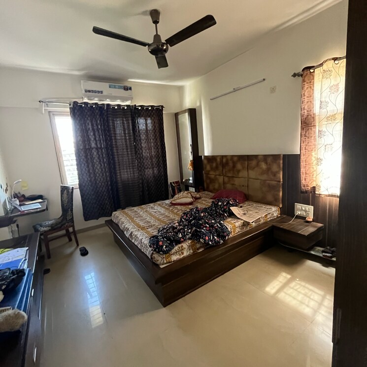 Living Room, pride-purple-topaz-park 3 Bedroom 1100 Sq.Ft. Apartment In Park Street Pune 8086070