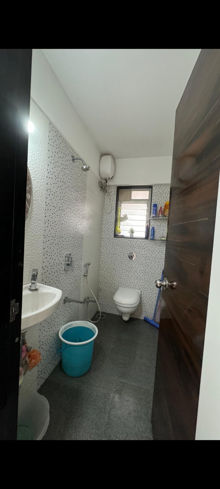 Bathroom, prasun-sai-radha 2 Bedroom 787 Sq.Ft. Apartment In Bhandup West Mumbai 8086083
