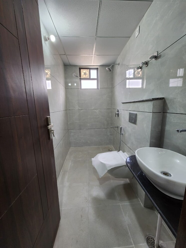 Bathroom, mansarovar extension 3 Bedroom 1580 Sq.Ft. Builder Floor In Mansarovar Extension Jaipur 8086122