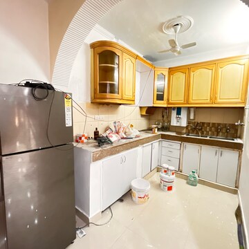Kitchen in 2.5 BHK Builder Floor at Malviya Nagar – for Rent