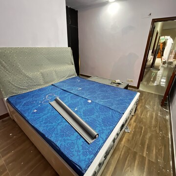 Bedroom in 2.5 BHK Builder Floor at Malviya Nagar – for Rent