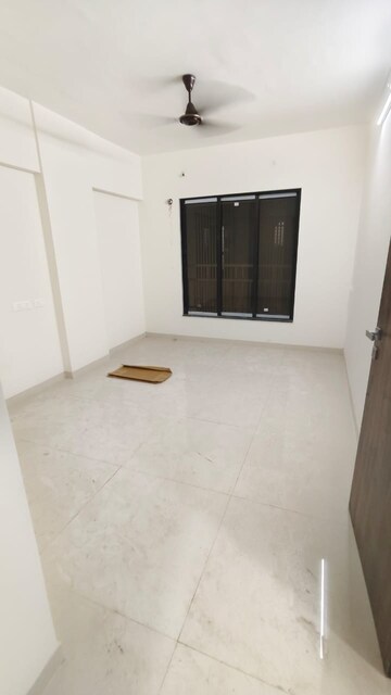 1 BHK Apartment For Rent in Louis Wadi