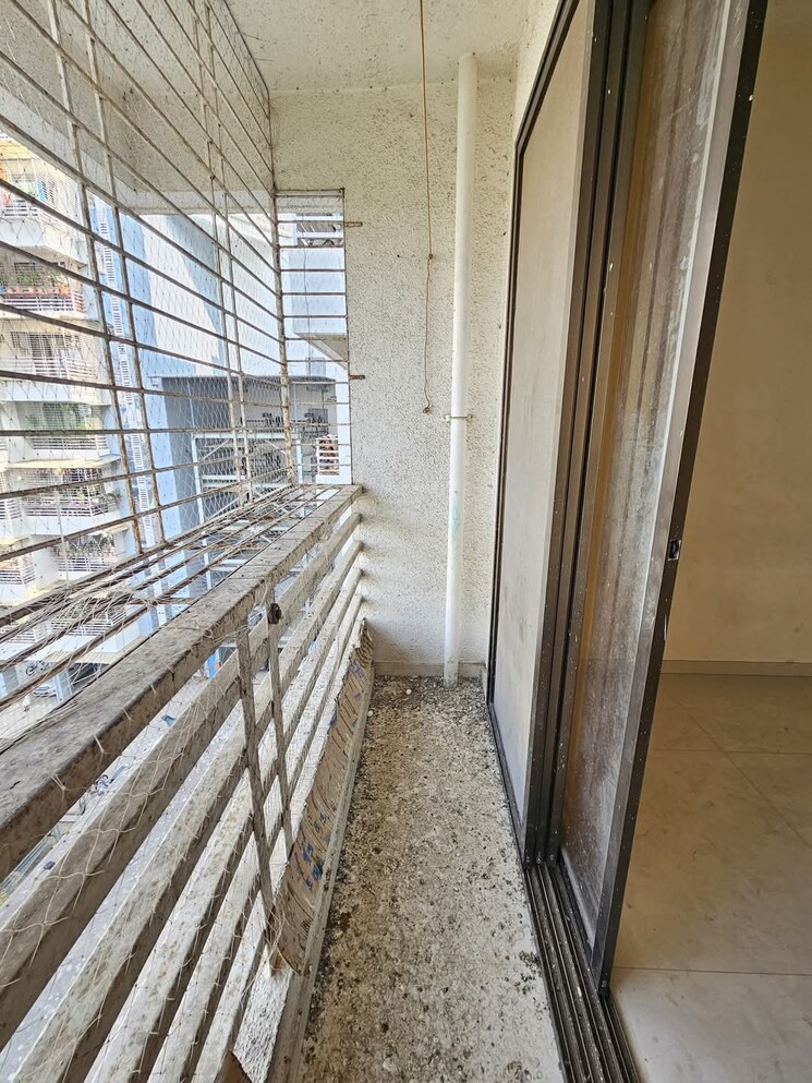 Balcony, v10-residencies 1 Bedroom 480 Sq.Ft. Apartment In Kalyan West Thane 8086174