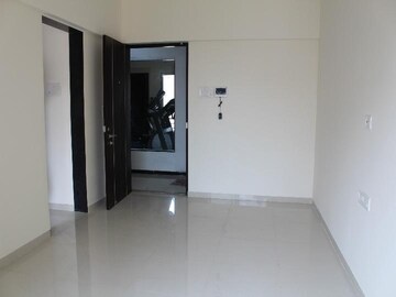 Room in 1 BHK Apartment at Raunak Delight, Owale – for Rent