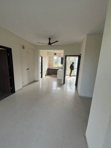 Room in 3 BHK Builder Floor at BPTP Parkland Pride, Sector 77 – for Sale