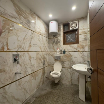 Bathroom in 2 BHK Apartment at Malviya Nagar – for Rent