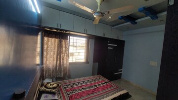 Bedroom in 2 BHK Builder Floor at Kumar Primavera, Wadgaon Sheri – for Rent