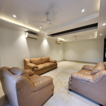 Living Room in 4 BHK Builder Floor at DLF Queens Court, Chittaranjan Park – for Rent