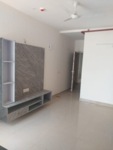 2 BHK Apartment For Rent in Zara Rossa, Sector 112
