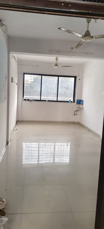 Room in 1 BHK Apartment at Mahindra Happinest Palghar 1, Palghar – for Sale