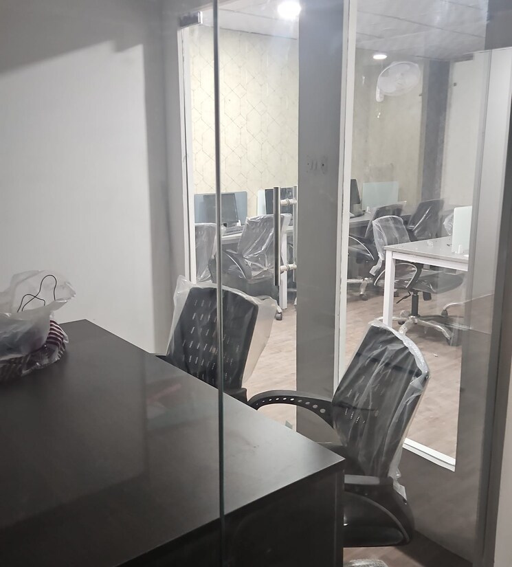 Master Bedroom, mahagun-manorial 3 Bedroom 2625 Sq.Ft. Apartment In Sector 128 Noida 8086469