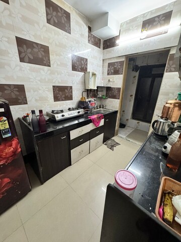 Master Bedroom in 1 BHK Apartment at Roshan CHS Andheri, Andheri East – for Rent