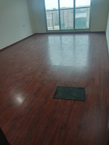 Bedroom in 4 BHK Apartment at Rajesh Raj Grandeur, Powai – for Rent