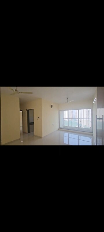 2 BHK Apartment For Sale in Rustomjee Azziano Wing D, Majiwada