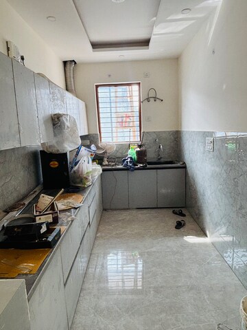 Kitchen in 2.5 BHK Builder Floor at Puri Kohinoor, Sector 89 – for Rent
