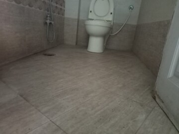 Room in 1 RK Builder Floor at Begumpet – for Rent