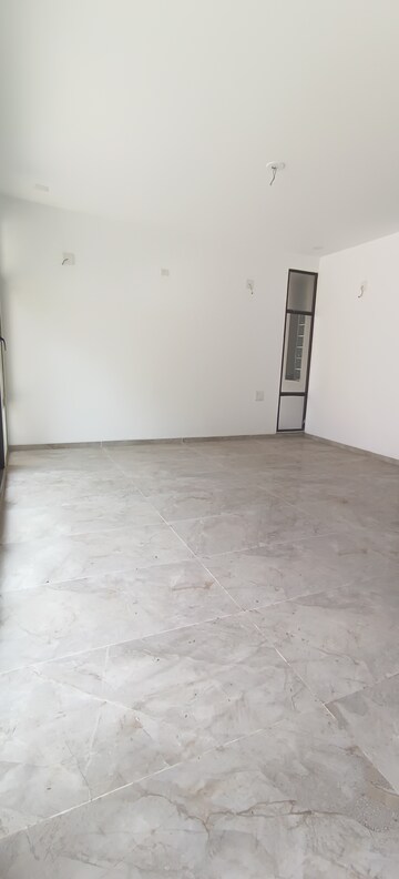 Room in 4 BHK Villa at Applewood Santolina, Shela – for Rent